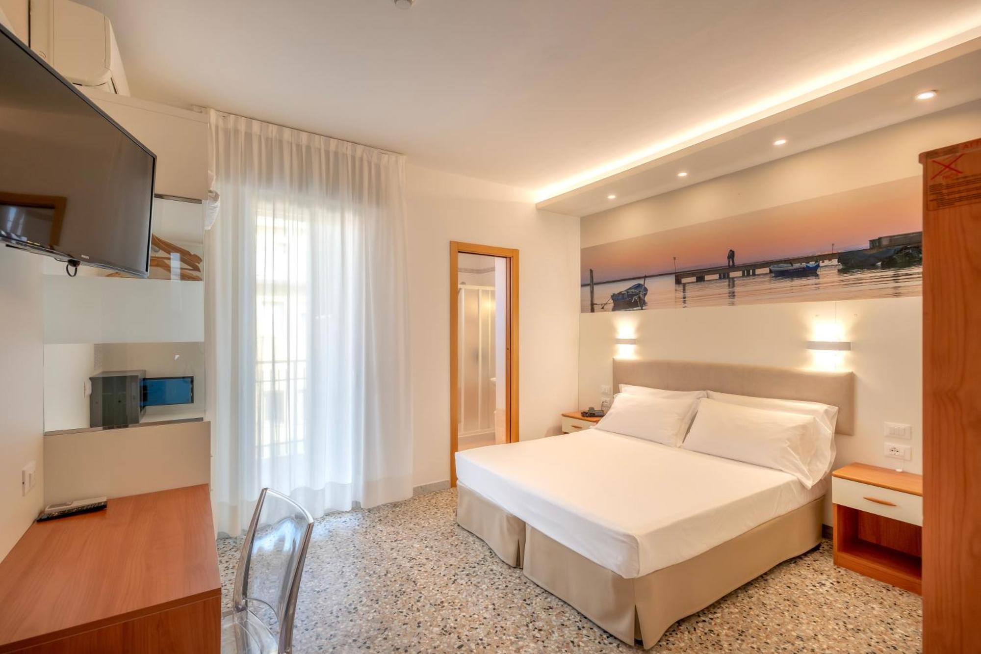 Hotel Atenea Caorle Exterior foto